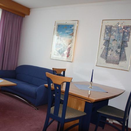 Hotel Bavaria ブレーナ エクステリア 写真