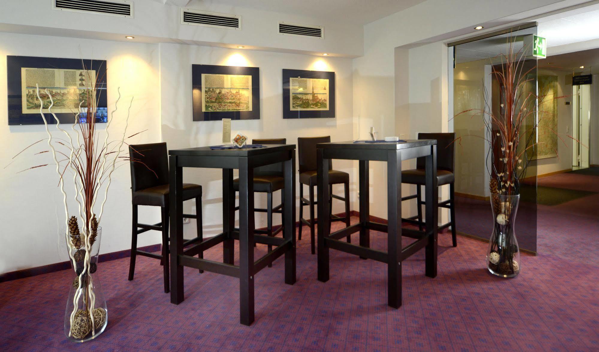 Hotel Bavaria ブレーナ エクステリア 写真